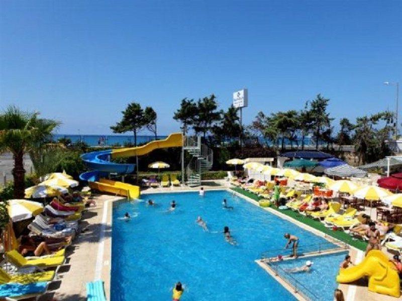 Merlin Beach Park Hotel Tosmur Exterior photo